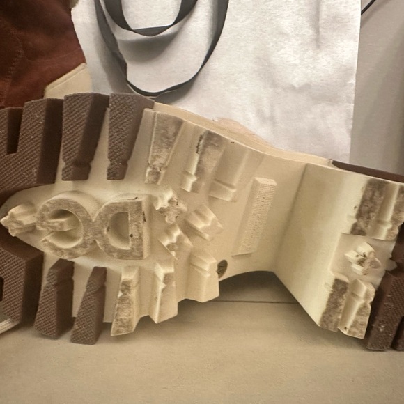 Dolce & Gabbana Trek Boots Like NEW! - Picture 5 of 5